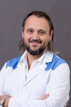 Dr. Csóka János