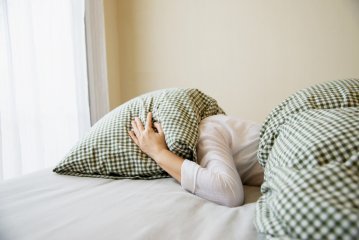 Így függ össze a túlsúly és az alvászavar